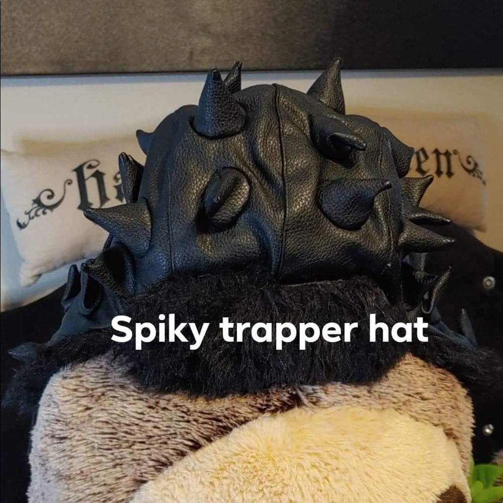 Spiked trapper hat